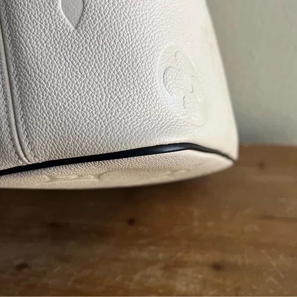 💸 SOLD • Louis Vuitton Wild at Heart Neverfull MM Cream Empreinte - Picture 9 of 16